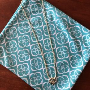 Kendra Scott necklace